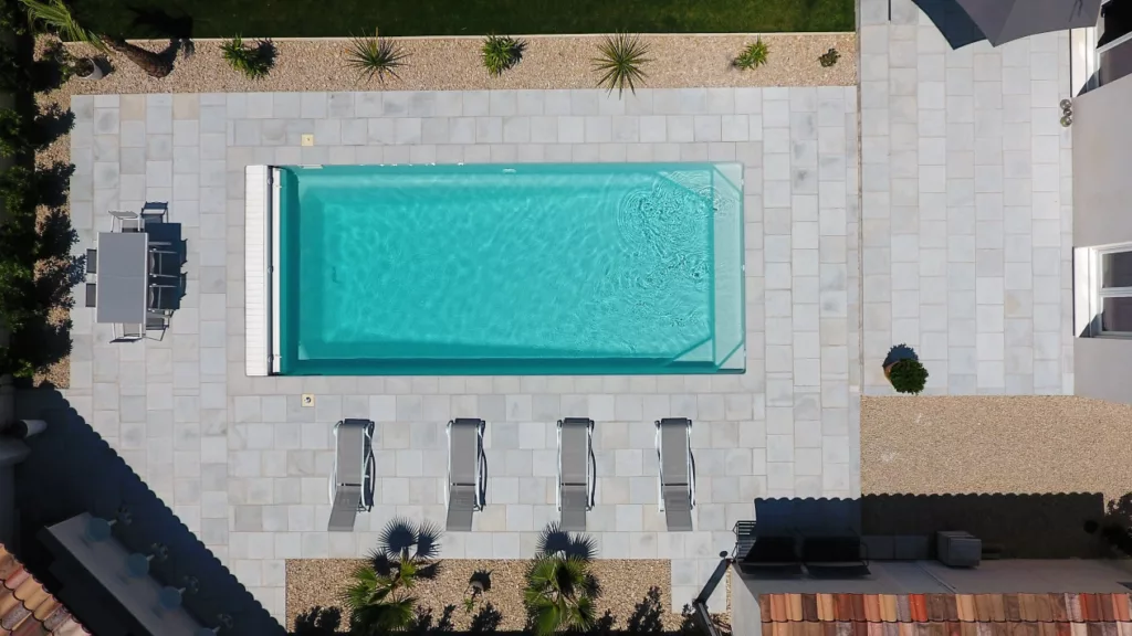 Alliance 17 Piscine La Rochelle Kryptonite 9C Grise CoverIn KC5 5